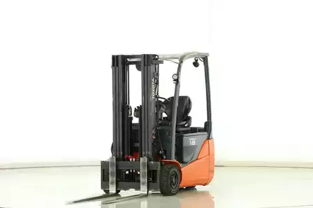 Carrelli elettrici 3 ruote 2019  Toyota 8-FBEK-18-T (1)