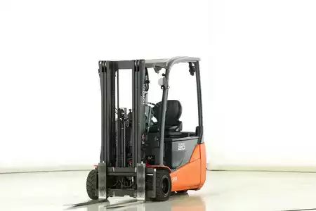 Sähkö - 3 pyör 2019  Toyota 8-FBE-20-T (1)