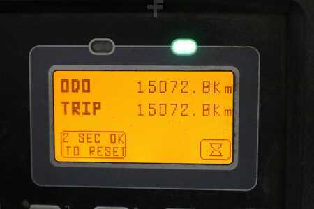 Carrelli elettrici 4 ruote 2017  Toyota 8-FBMKT-25 (6)