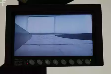 Retraky 2017  Toyota RRE-160-HE (6)