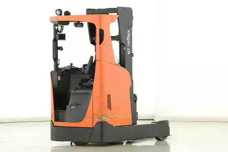 Chariots à mât rétractable 2018  Toyota RRE-250-H (2)