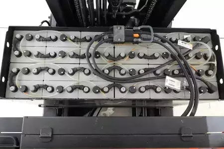 Chariots à mât rétractable 2018  Toyota RRE-250-H (3)