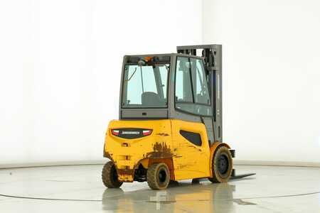 Elektro čtyřkolový VZV 2018  Jungheinrich EFG-540-K (2)