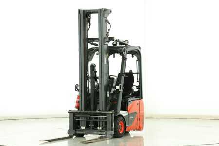 Eléctrica de 3 ruedas 2019  Linde E-12-02 (386) (1)