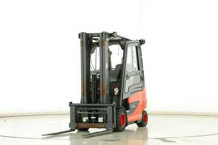 Carrelli elettrici 4 ruote 2020  Linde E-30-H-01-600 (387) (1)