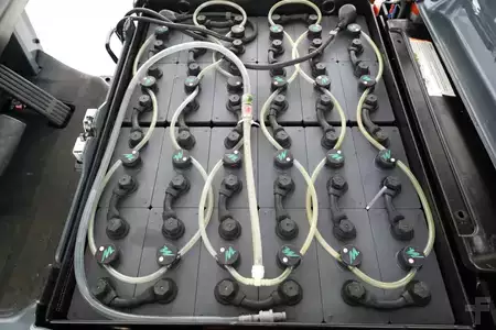 Carrelli elettrici 3 ruote 2017  Toyota 8-FBEK-16-T (3)