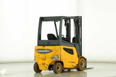 Carrelli elettrici 4 ruote 2015  Jungheinrich EFG-425-K (2)