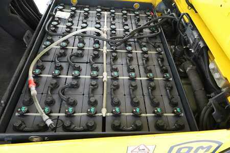 4-wiel elektrische heftrucks 2008  OM XE-25 (3)