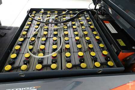 Elektro čtyřkolový VZV 2017  Toyota 8-FBMT-35 (3)