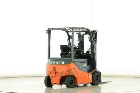 Eléctrico - 4 rodas 2017  Toyota 8-FBMKT-25 (2)