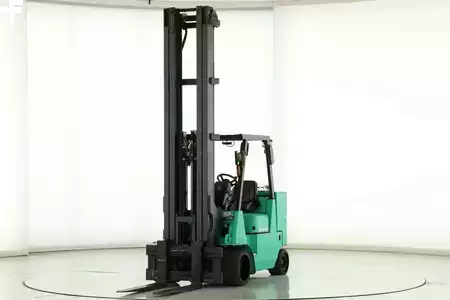 Carretilla elevadora GLP 2015  Mitsubishi FGC-55-KSTC-5 (1)