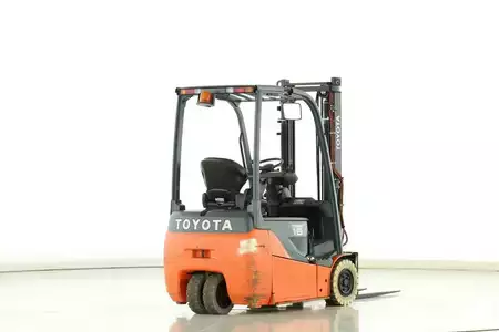 3-wiel elektrische heftrucks 2011  Toyota 8-FBEKT-16 (2)