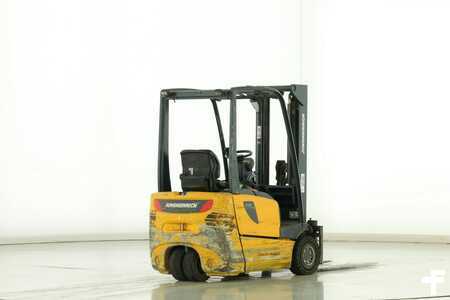 Sähkö - 3 pyör 2005  Jungheinrich EFG-213 (2)