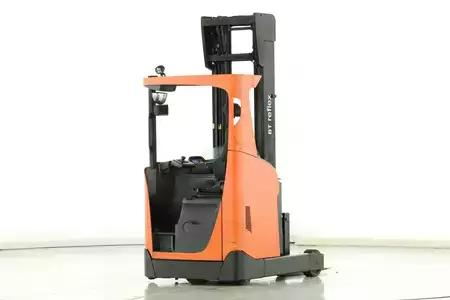 Retraky 2017  Toyota RRE-160-H (2)