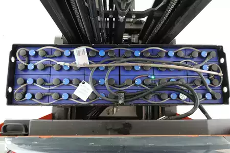 Chariots à mât rétractable 2017  Toyota RRE-140-H (3)