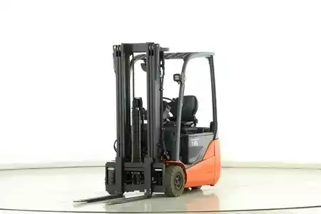 Carrelli elettrici 3 ruote 2016  Toyota 8-FBEK-16-T (1)