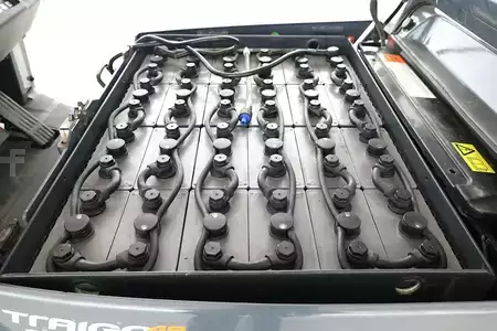 Carrelli elettrici 3 ruote 2016  Toyota 8-FBEK-16-T (3)