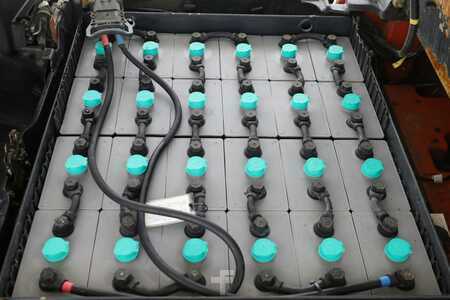 Sähkö - 3 pyör 2010  Linde E-20-L-01 (386) (3)