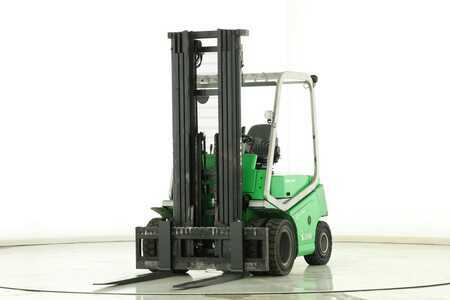 Sähkö - 4 pyör 2013  Cesab MAK-500-AC (1)