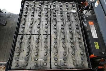 Chariots électriques à 4 roues 2019  Toyota 8-FBMT-25 (3)