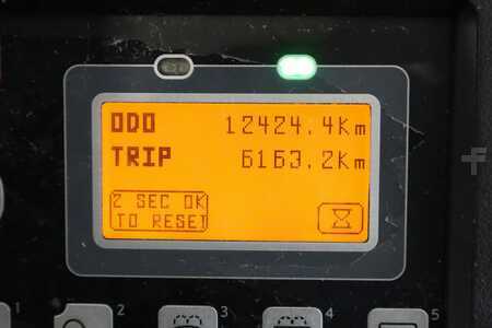 Chariots électriques à 4 roues 2018  Toyota 8-FBMKT-25 (6)