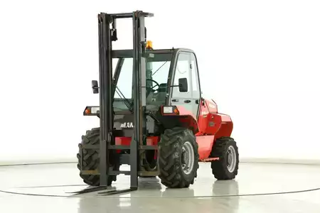 Terrängtruck 2019  Manitou M-30-4 (1)