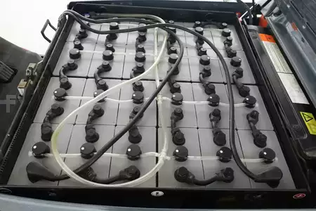 Sähkö - 3 pyör 2017  Toyota 8-FBE-20-T (3)