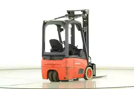 Elektromos 3 kerekű 2008  Linde E-12-01 (386) (2)