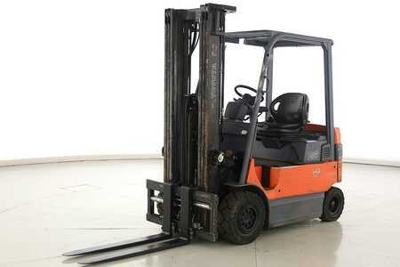 Elektro 4 Rad 2005  Toyota 7-FBMF-25 (7)