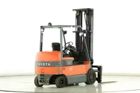 Electric - 4 wheels 2009  Toyota 7-FBMF-35 (2)