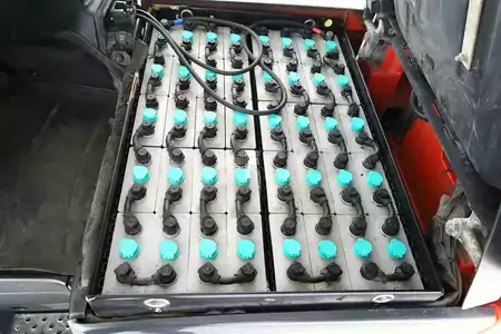 Elektryczne 4-kołowe 2019  Linde E-20-01-600 (387) (3)