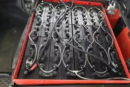 Elektro čtyřkolový VZV 2020  Linde E-25-L-01 (387) (4)