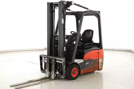 Elektromos 3 kerekű 2016  Linde E-16-C-02 (386) (5)