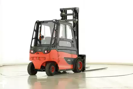 Eléctrico - 4 rodas 2016  Linde E-40-HL-01-600 (388) (2)