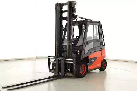 Eléctrico - 4 rodas 2016  Linde E-40-HL-01-600 (388) (4)