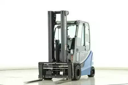 Elektromos 4 kerekű 2019  Still RX-60-35 (1)