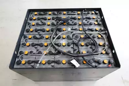 Elektromos 4 kerekű 2019  Still RX-60-35 (3)