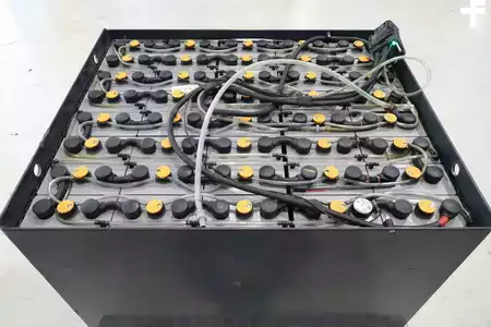 Elektromos 4 kerekű 2019  Still RX-60-35 (3)