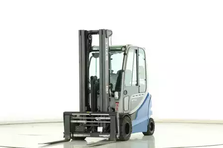 Elektromos 4 kerekű 2019  Still RX-60-35 (1)