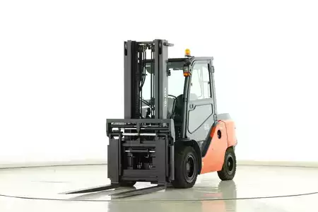 Dieseltrukki 2019  Toyota 40-8-FD-50-N (1)