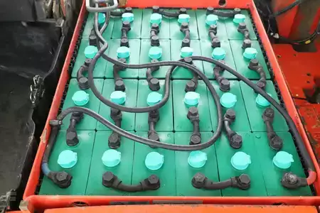 Carrelli elettrici 3 ruote 2008  Linde E-16-01 (386) (3)
