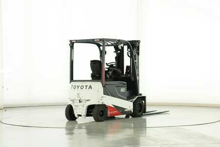 Elektro 4 Rad 2021  Toyota 8-FBMT-30 (2)