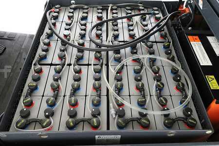 Eléctrico - 4 rodas 2021  Toyota 8-FBMT-30 (3)