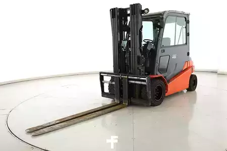 Eléctrica de 4 ruedas 2018  Toyota 8-FBMT-45 (8)