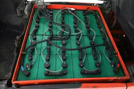 Elektro čtyřkolový VZV 2017  Linde E-20-PHL-02 (386) (3)