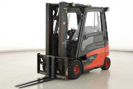 Chariots électriques à 4 roues 2014  Linde E-25-L-01 (387) (5)