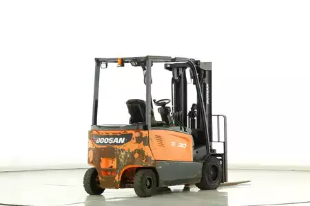 Electric - 4 wheels 2018  Doosan B-30-X-7 (2)