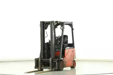 Elektro čtyřkolový VZV 2014  Linde E-16-PH-01 (386) (1)