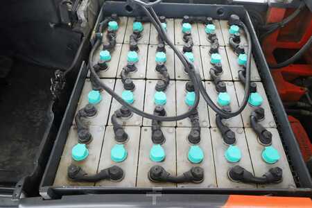 Sähkö - 4 pyör 2016  Linde E-16-PH-02 (386) (3)