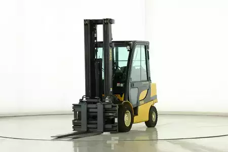 Carretilla elevadora GLP 2021  Yale GLP-30-VXE-2695 (1)